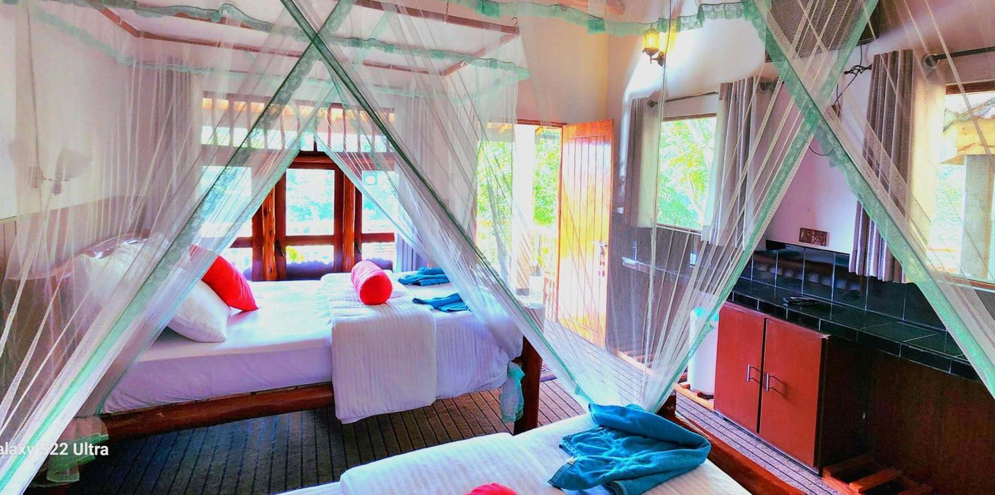 Rainbow Sky Cottage Ella Exterior photo